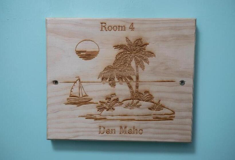 Standart Oda, La Koquillishe