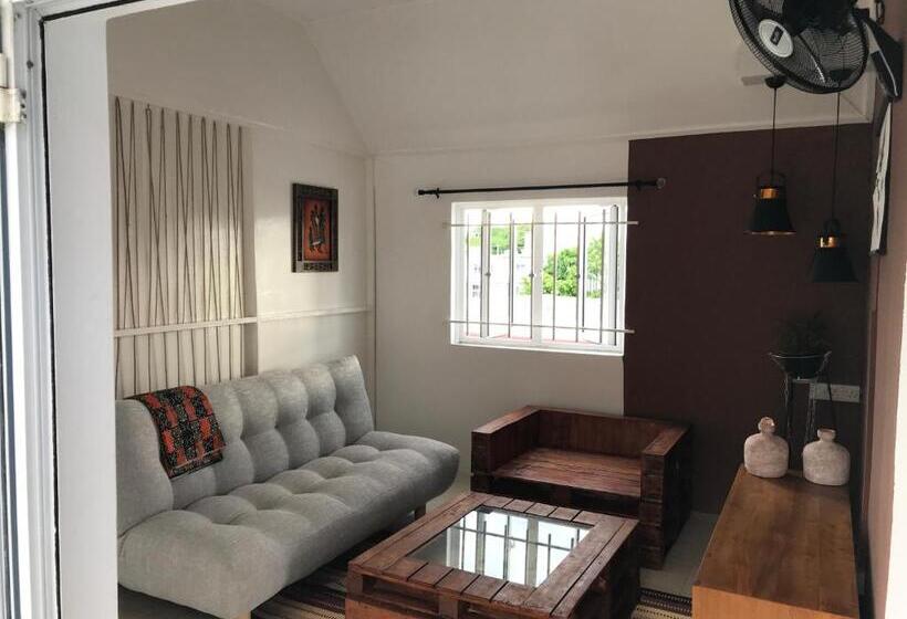 2 Yatak Odalı Daire, La Koquillishe