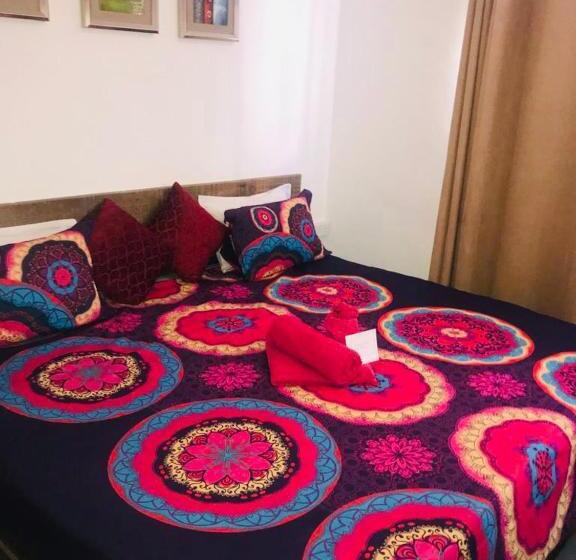 Superior Stüdyo, La Koquillishe