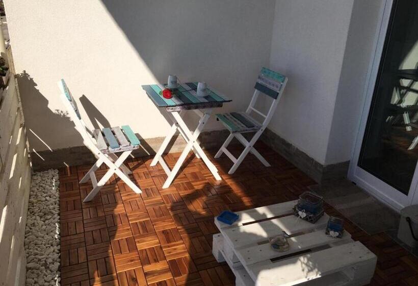 Номер Стандарт Вид на Море, Sea View Life