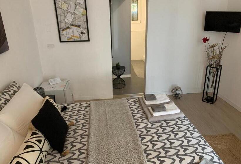 带大床的标准间, Sea View Life