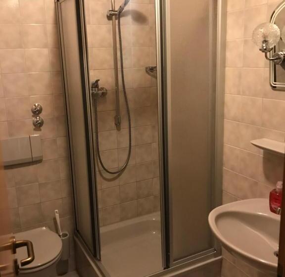 Номер Стандарт Индивидуальный, Fantastic