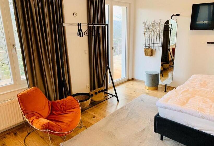 شقة غرفة واحدة مزودة بتراس, Lessinghaus