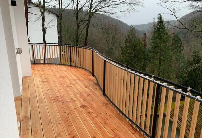 شقة غرفة نوم واحدة مزودة بشُرفة, Lessinghaus