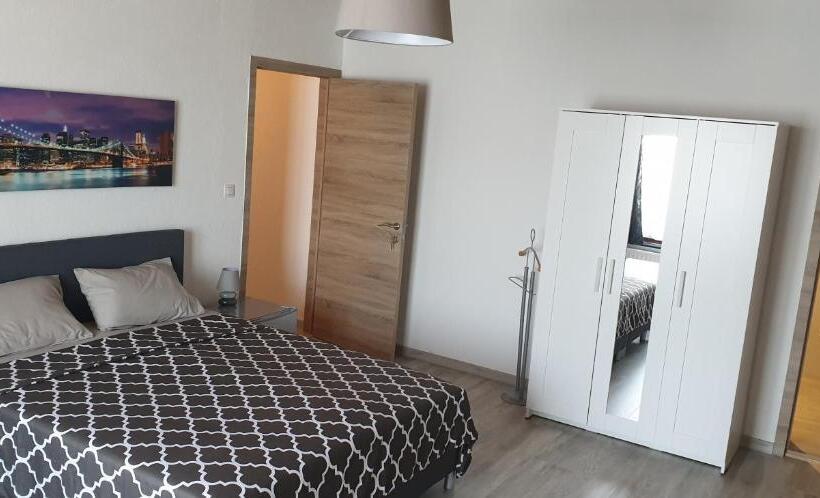 Номер Стандарт, A Casa Mia