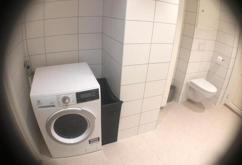 اتاق سوپریور با تخت بزرگ, Upscalecity Center