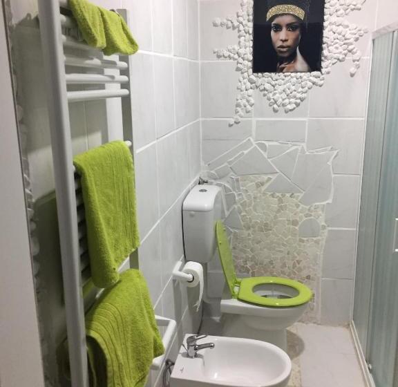 デラックスルーム, B & Baichin