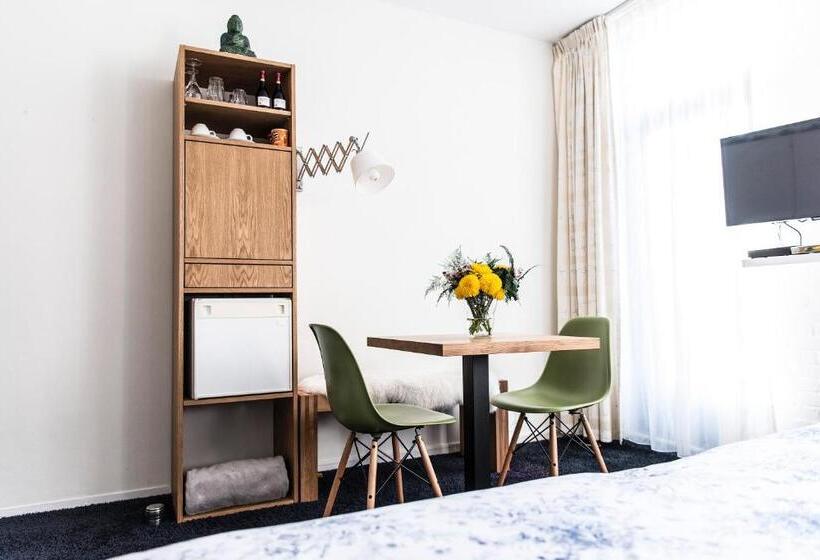 اتاق لوکس با تخت بزرگ, B&b De Dream