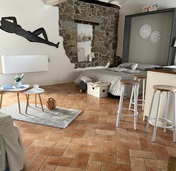 חדר סטנדרט, B&b Roseddu