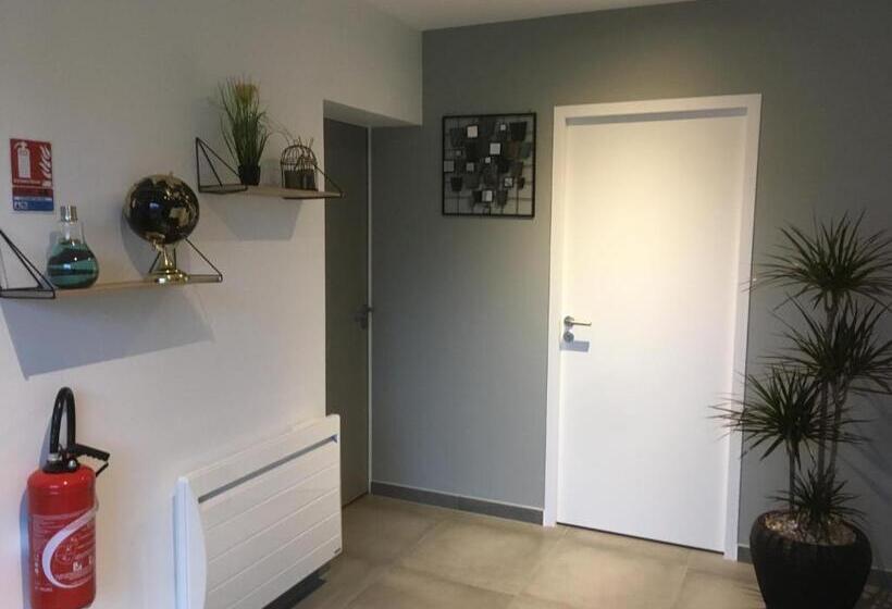 スタンダードルーム, L échappée Saline