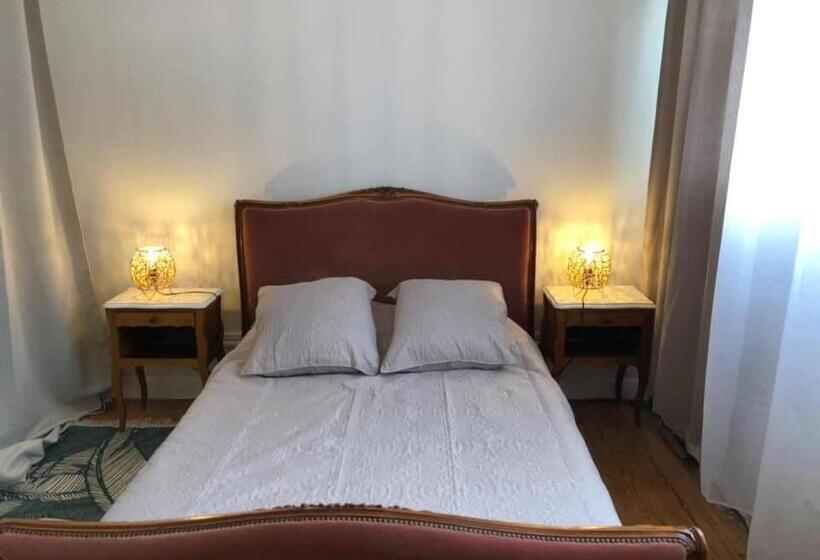 اتاق لوکس, Les Terrasses D Angoulême