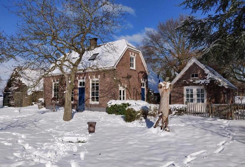 غرفة قياسية رباعية, Sallandelijk Bakhuis