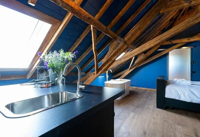 デラックススイート, Boutique Hotel Lytel Blue