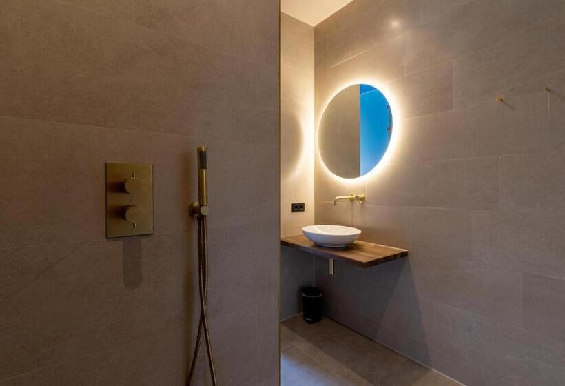 디럭스 룸, Boutique Hotel Lytel Blue