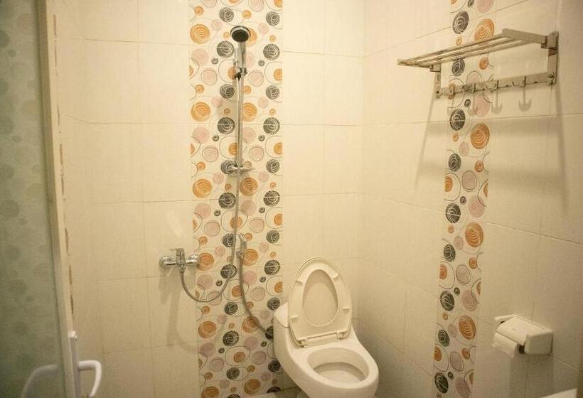 Номер Deluxe, D Shario Hotel Kepanjen