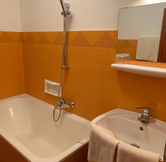 家庭间, Garni Haus Am Wald