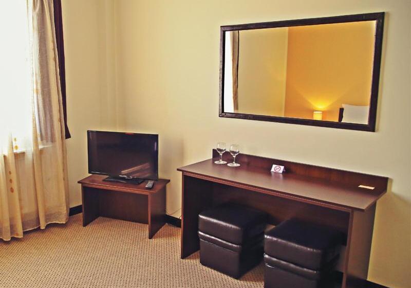 Номер Стандарт, Cazare Karmina