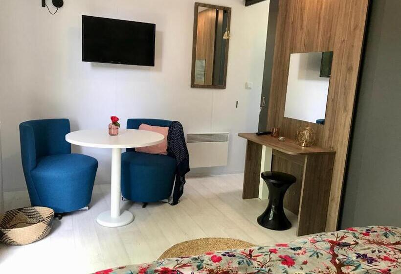 חדר סטנדרט נוף לגינה, Cottage Du Garlai