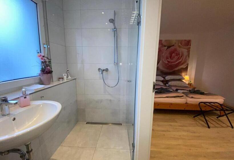 스탠다드 룸, Home Rose Garden Gästehaus Kontaktloser Zugang