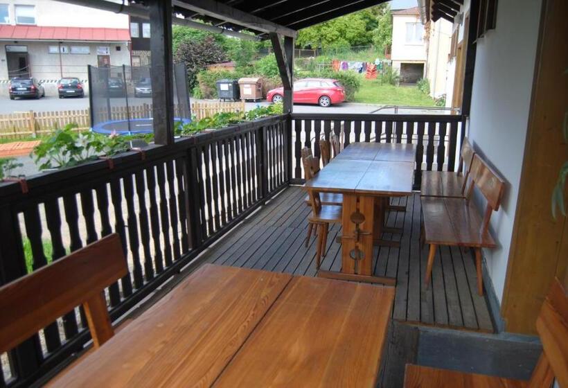 חדר סטנדרט לארבעה, Penzion Pod Hamižnou