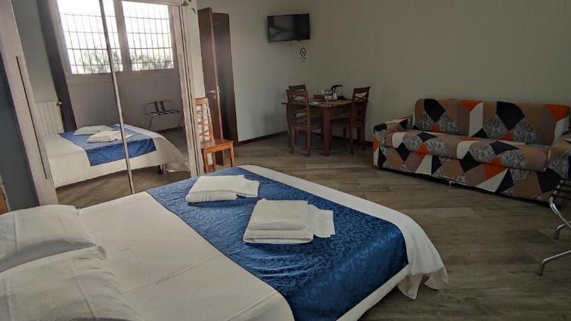 家庭套房, Sansirofiera Rooms