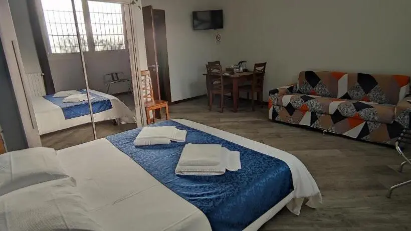 سوییت خانوادگی, Sansirofiera Rooms