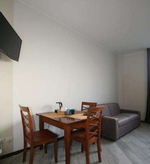 سوییت خانوادگی, Sansirofiera Rooms