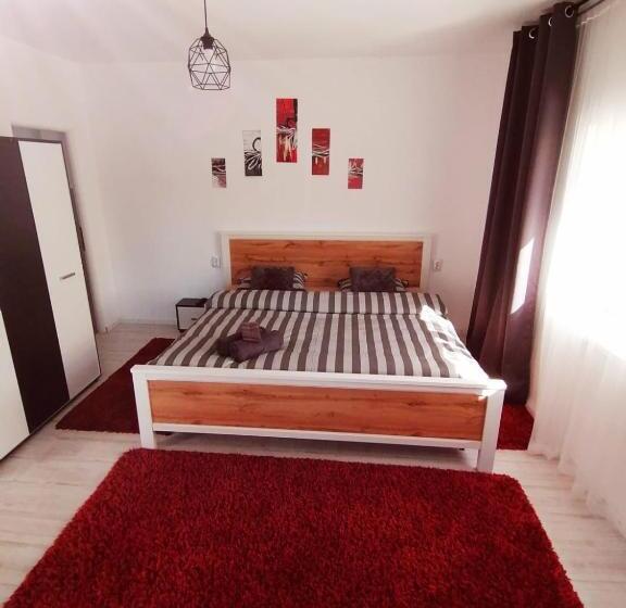 Quarto Quádruplo Estandar, Vila Ana