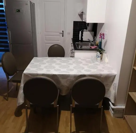 スタンダードスタジオ, Appartement Proche De Disneyland