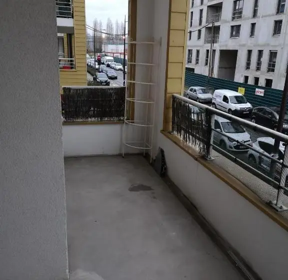 スタンダードスタジオ, Appartement Proche De Disneyland
