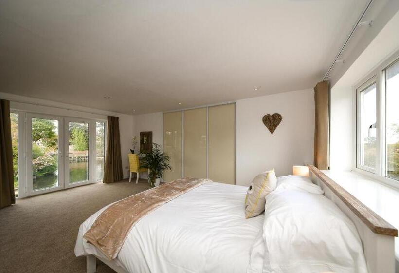 Family Suite, Lakeside Old Hunstanton