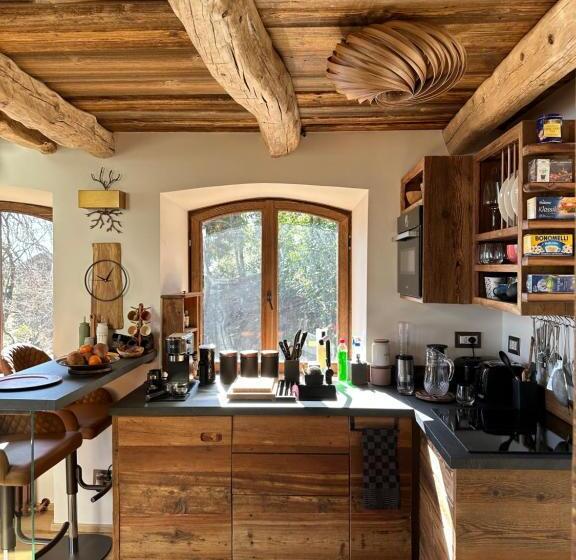 1 Bedroom Apartment Lake View, Private Luxury Spa & Silence Retreat With Spectacular View Over The Lake Maggiore