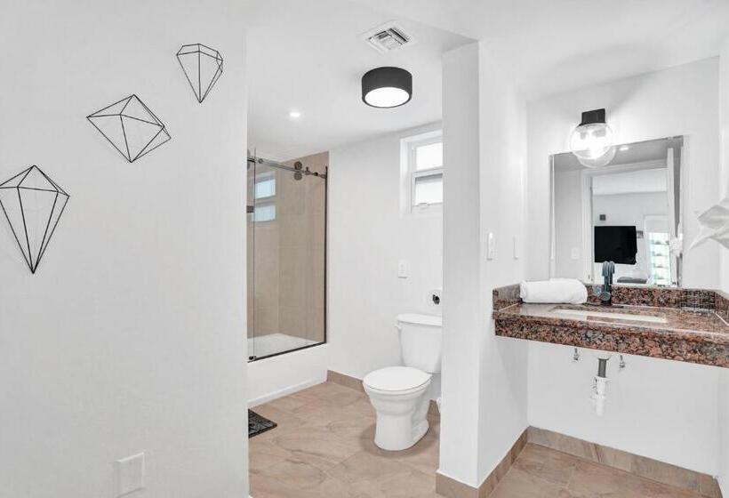 带1个卧室的公寓, Ra Suites