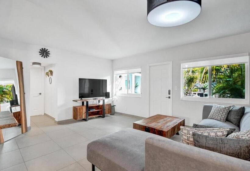 带1个卧室的公寓, Ra Suites