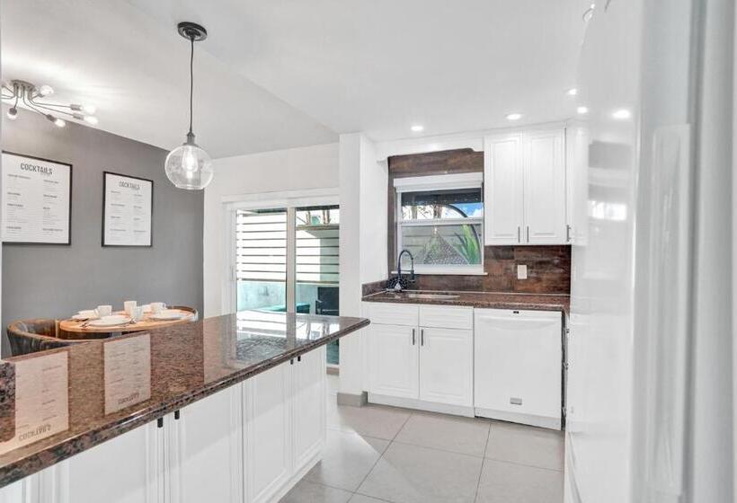 带1个卧室的公寓, Ra Suites