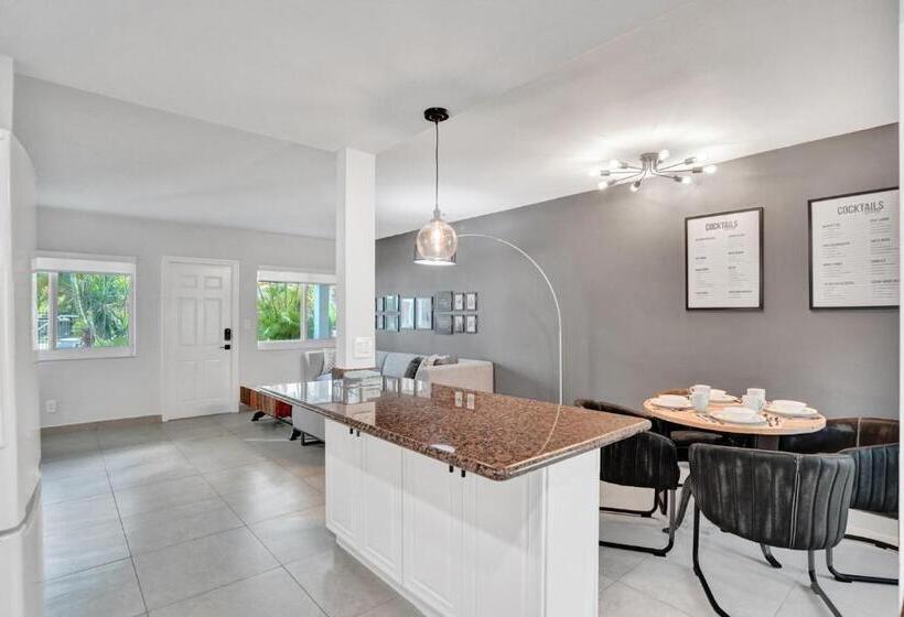 带1个卧室的公寓, Ra Suites