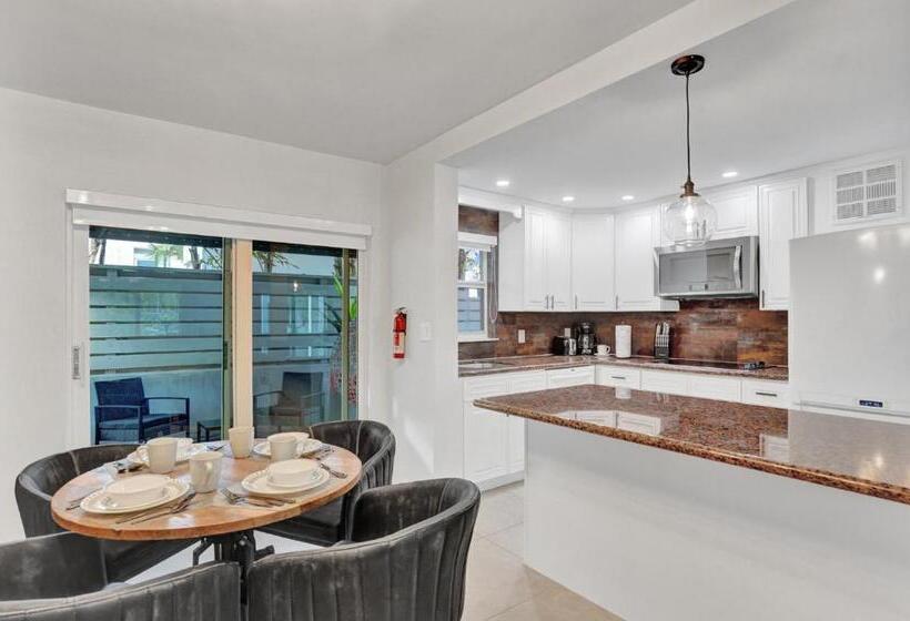 带1个卧室的公寓, Ra Suites