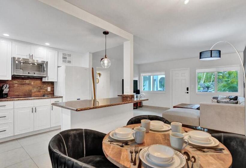 带1个卧室的公寓, Ra Suites