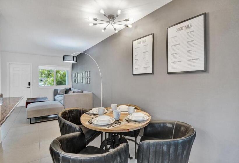 带1个卧室的公寓, Ra Suites