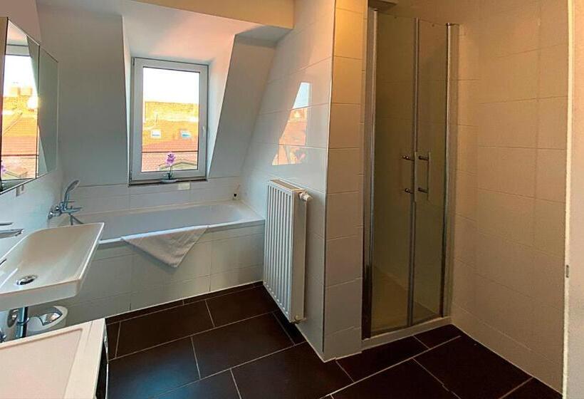 2 Sovrums Deluxe Lägenhet, Nurban Apartments City Nürnberg