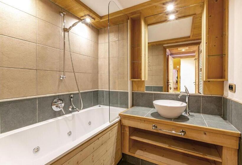 آپارتمان 1 خوابه با تراس, Résidence Le Lys Martagon