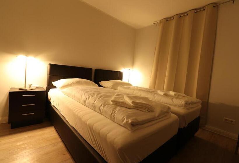 디럭스 룸, Schiller Pension