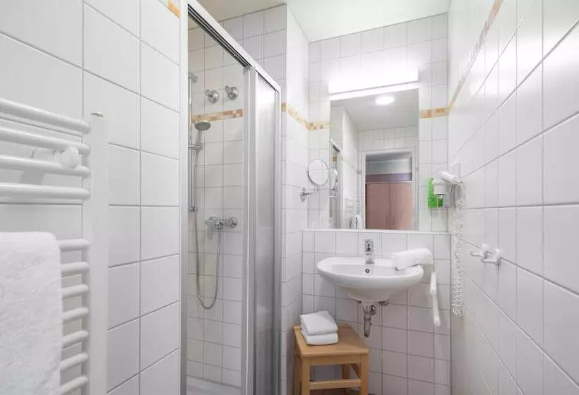スタンダードトリプルルーム, Jufa Familienresort Kempten Im Allgäu