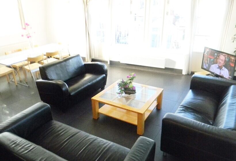 1 Bedroom Penthouse Apartment, Amsterdam Nieuwmarkt Center Apartments