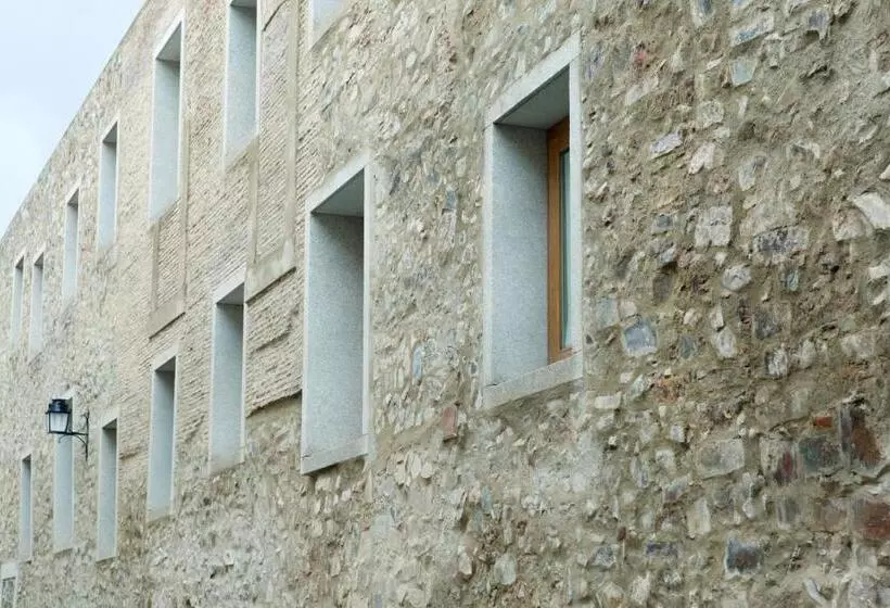 اتاق سوپریور, Atrio