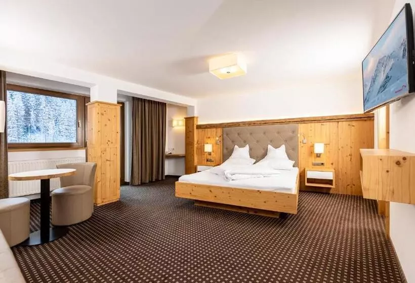 スイート, Auenhotel Kg
