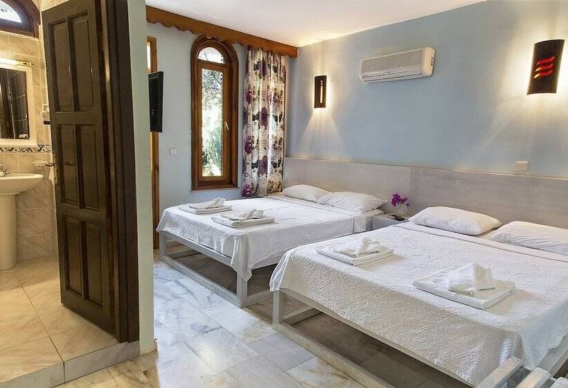 Cameră Triplă Standard, Club Antiphellos