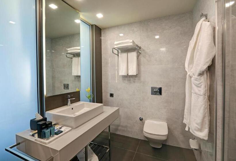 غرفة ديلوكس سرير كينج, Divan Corlu