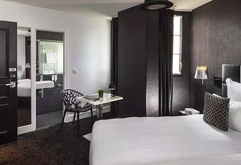 スーペリアールーム, First Hotel Paris Tour Eiffel
