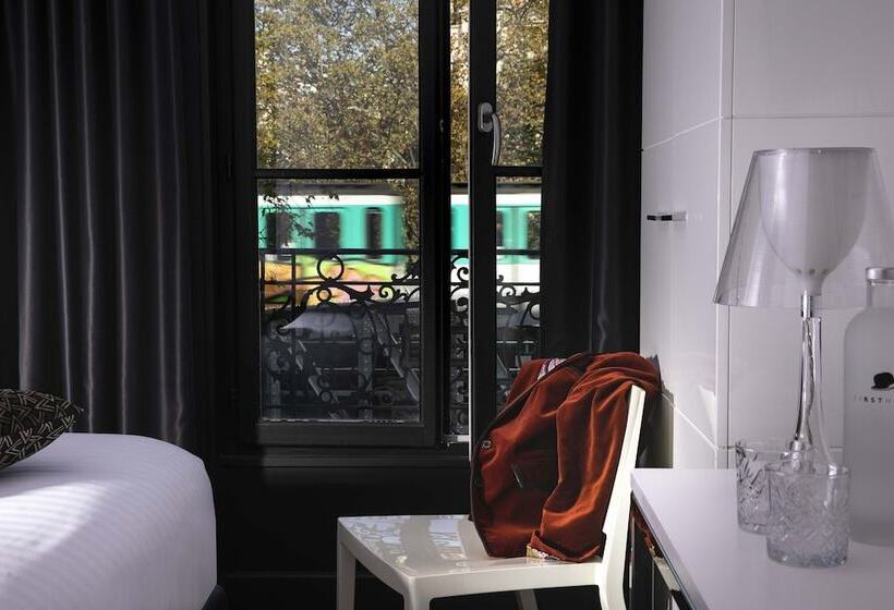 クラシックルーム, First Hotel Paris Tour Eiffel